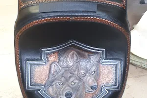 Custom Leather Dobstetter image