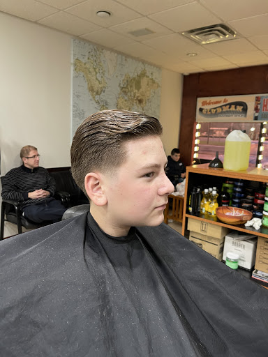 Barber Shop «Clubman Barbershop», reviews and photos, 1300 Montauk Hwy, Oakdale, NY 11769, USA