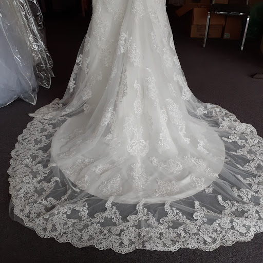Bridal Shop «Expressions In Silk Bridal», reviews and photos, 7530 Miller Rd, Swartz Creek, MI 48473, USA