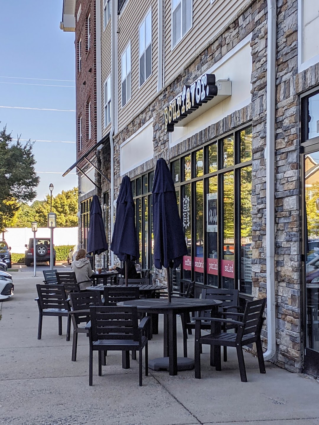 Pourfavor Coffee Shop - Virginia Beach