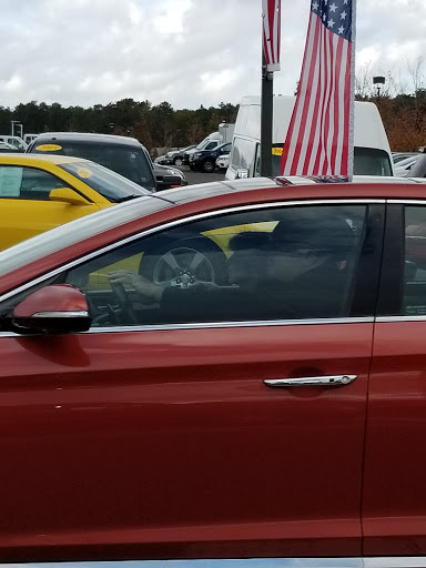 Car Dealer «Riverhead Auto Mall», reviews and photos, 1800 Old Country Rd, Riverhead, NY 11901, USA