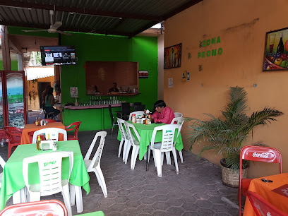 Iguanas Restaurant - Salida a, Zirándaro 61940, Barrio de Dolores, 61940 Huetamo de Núñez, Mich., Mexico