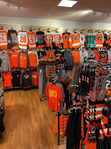 Sportswear Store «Rally House Oxford Valley», reviews and photos, 124 Commerce Blvd, Fairless Hills, PA 19030, USA