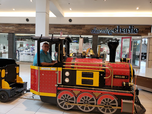 Shopping Mall «Springfield Town Center», reviews and photos, 6500 Springfield Mall, Springfield, VA 22150, USA