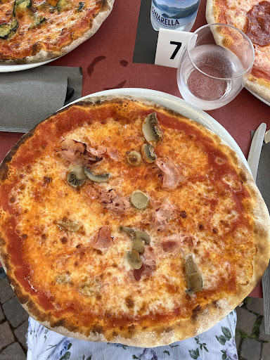 Pizzeria Posca in Argegno, Provincia di Como