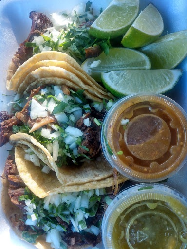 Grocery Store «Mendoza Grocery II», reviews and photos, 515 N Cedar Lake Rd, Round Lake, IL 60073, USA