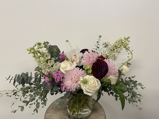 Florist «Foothills Floral Gallery», reviews and photos, 4647 E Chandler Blvd # 10, Phoenix, AZ 85048, USA