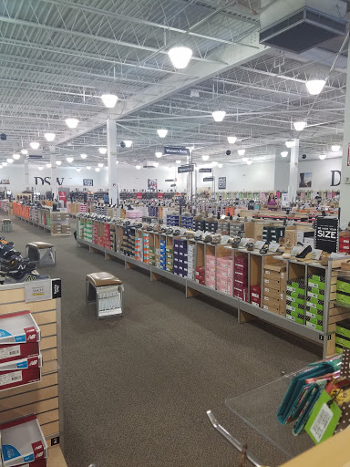 Shoe Store «DSW Designer Shoe Warehouse», reviews and photos, 30777 Gratiot Ave, Roseville, MI 48066, USA