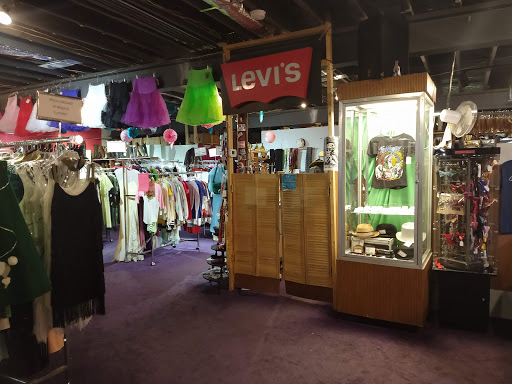 Record Store «POPS Resale», reviews and photos, 1423 Leestown Rd B, Lexington, KY 40511, USA