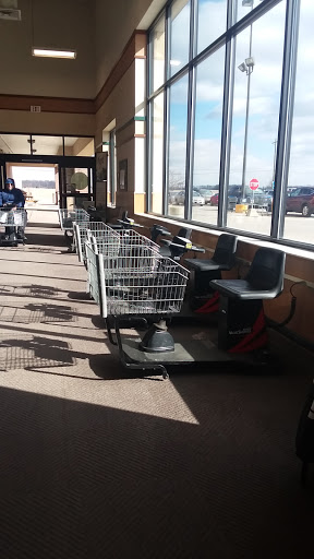 Grocery Store «Kroger», reviews and photos, 1001 Cherry St, Blanchester, OH 45107, USA