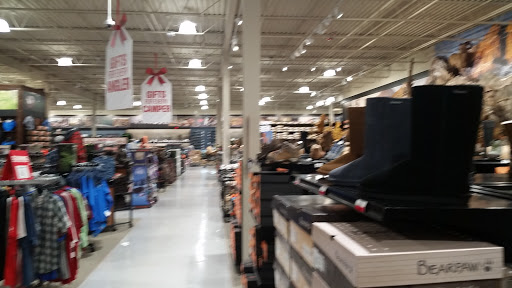 Outdoor Sports Store «Field & Stream», reviews and photos, 870 Walt Whitman Rd Ste B, Melville, NY 11747, USA