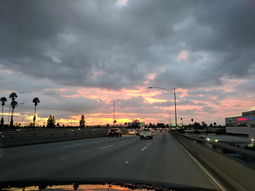 Paint Store «Dunn-Edwards Paints - Hoover», reviews and photos, 2001 S Hoover St, Los Angeles, CA 90007, USA