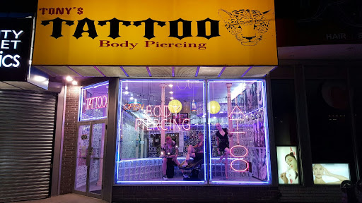 Tonys Tattoos Body Piercing, 473 Old Country Rd, Westbury, NY 11590, USA, 