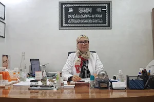 Cabinet de dermatologie Dr. TARWATE Mariam image