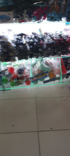 Opinii despre Best supermarket makkah HALOUM MARKETING CENTER& Bakery în مكة - سوبر ماركت