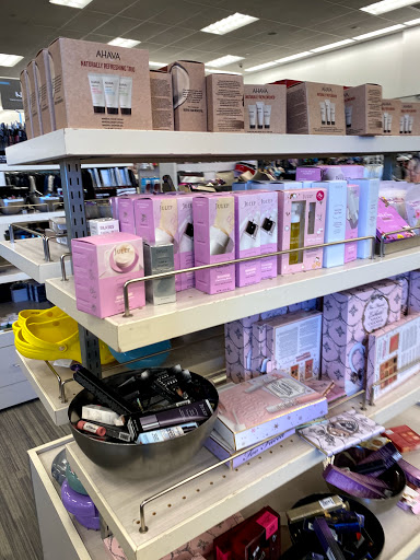 Department Store «Nordstrom Rack Perimeter Expo», reviews and photos, 1201 Hammond Dr NE, Dunwoody, GA 30346, USA