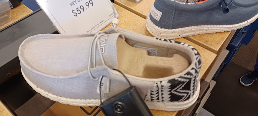 Shoe Store «DSW Designer Shoe Warehouse», reviews and photos, 50769 Waterside Dr, Chesterfield, MI 48051, USA