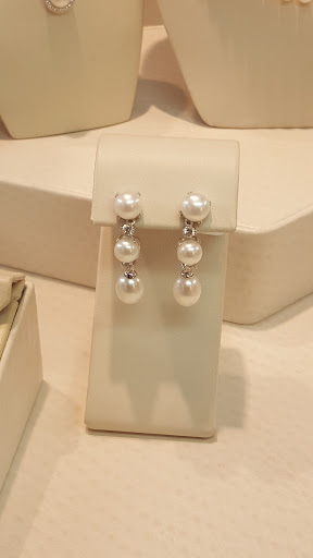 Jewelry Store «Kay Jewelers», reviews and photos, 2615 Medical Center Pkwy #2355, Murfreesboro, TN 37129, USA