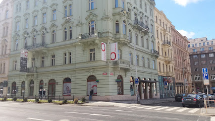 Oberbank AG Pobočka Praha 2, Vedení obchodní oblasti Česká Republika