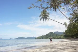 Kawasan Wisata Pulau Mandeh (Paket Wisata Pulau Mandeh & Trip Wisata Pulau Mandeh) image
