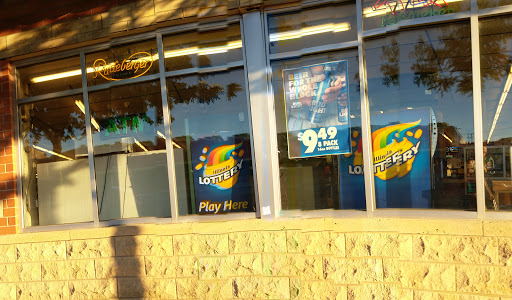 Liquor Store «Arcadia Foremost Liquors», reviews and photos, 3301 W North Ave, Chicago, IL 60647, USA