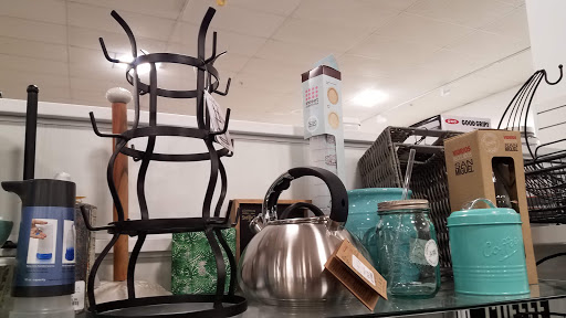 Shopping Mall «Berkshire Shopping Center», reviews and photos, 67 Newtown Rd, Danbury, CT 06810, USA