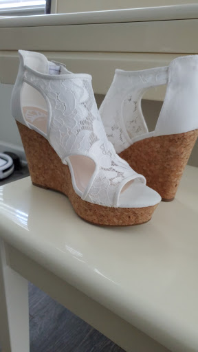 Shoe Store «DSW Designer Shoe Warehouse», reviews and photos, 2571 W Osceola Pkwy, Kissimmee, FL 34741, USA