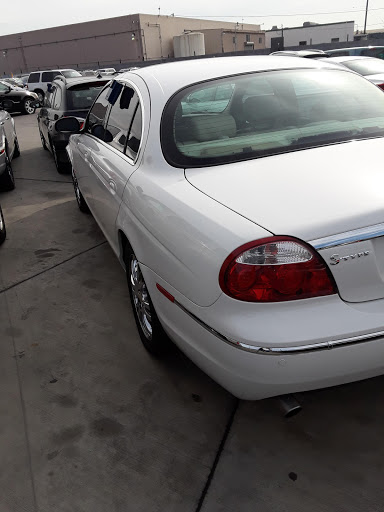 Auto Auction «BLOK Charity Auto Clearance», reviews and photos