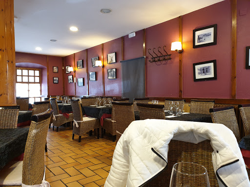 Información y opiniones sobre Borda l'Anglassé Restaurante de Canfranc-Estación