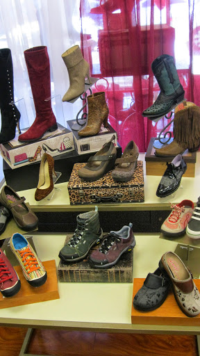 Shoe Store «Foot Traffic Shoes», reviews and photos, 874 4th St, San Rafael, CA 94901, USA