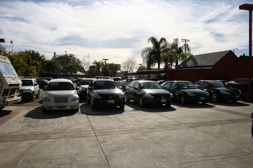 Peugeot dealer Burbank