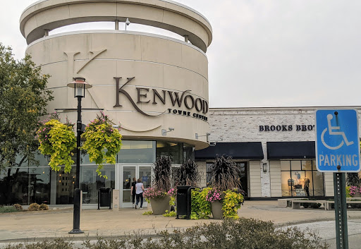 Apple Kenwood Towne Centre, 7875 Montgomery Rd, Cincinnati, OH 45236, USA, 