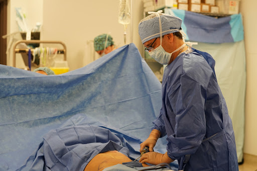 Dr. Arie Benchetrit Aesthetic & Plastic Surgery