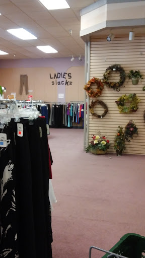 Thrift Store «Threads Of Hope Thrift Store», reviews and photos, 230 Woodmere Mall, Crossville, TN 38555, USA