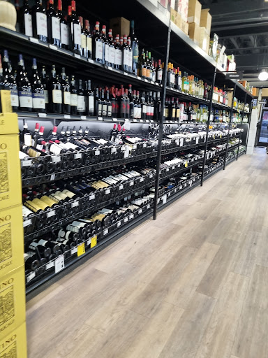Liquor Store «Buy Rite Liquors of Bound Brook», reviews and photos, 260 W Union Ave, Bound Brook, NJ 08805, USA