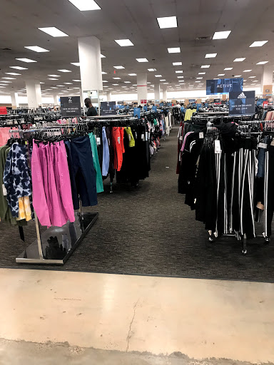Department Store «Nordstrom Rack White Plains», reviews and photos, 3 City Pl, White Plains, NY 10601, USA