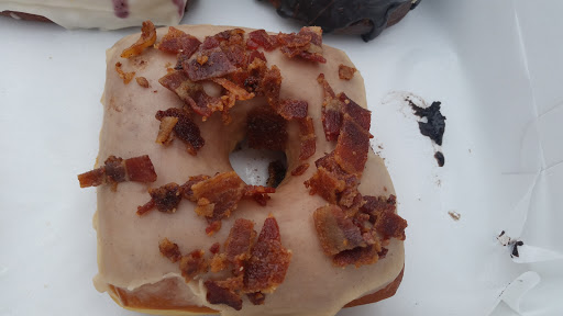 Donut Shop «Vincent Van Doughnut», reviews and photos, 40 N Central Ave, Clayton, MO 63105, USA