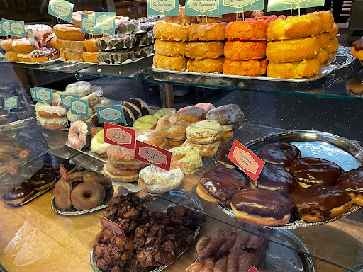 Donut Shop «Top Pot Doughnuts», reviews and photos, 2124 5th Ave, Seattle, WA 98121, USA