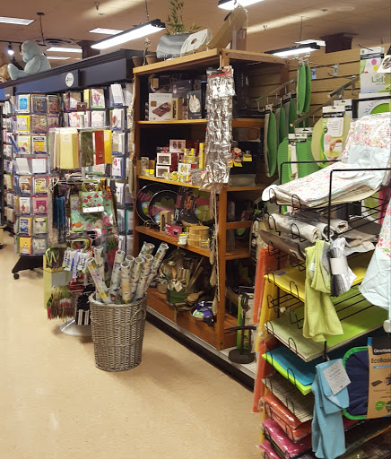 Grocery Store «Wynn’s Market», reviews and photos, 141 9th St N, Naples, FL 34102, USA