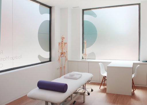 Clínica la Alberca. Rodrigo Martínez y Marian Navarro. Fisio y psicología infantil y adolescente. en Lorca, Murcia