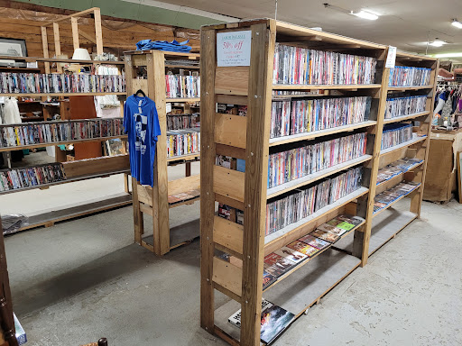 Flea Market «Southern Kentucky Flea Market», reviews and photos, 52 Cypress Rd, Guthrie, KY 42234, USA