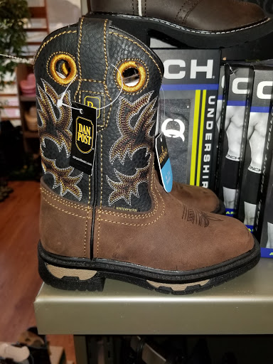 Boot Store «Beth West», reviews and photos, 16315 WA-9, Snohomish, WA 98296, USA