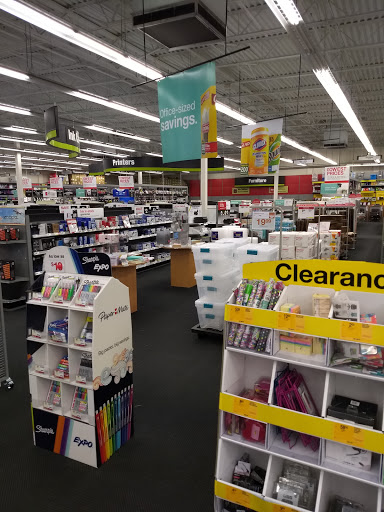 Office Supply Store «Staples», reviews and photos, 13640 N Kendall Dr, Miami, FL 33186, USA