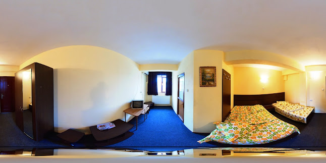 Hotel Monte Carlo Pitesti - Hostal