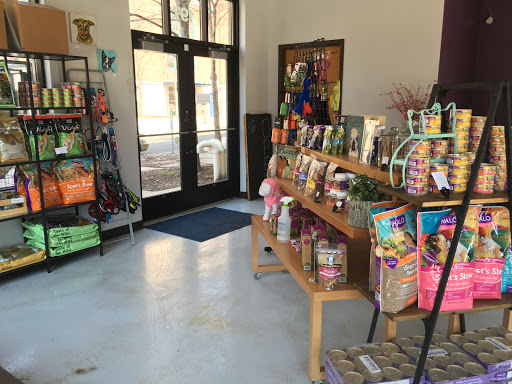 Pet Groomer «ÅSKA Pet Spa & Boutique», reviews and photos, 197 E 7th St, St Paul, MN 55101, USA