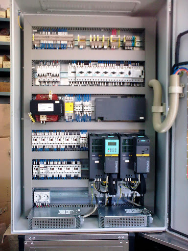 Electricidad Luis Pelet Murillo en El Bayo, Zaragoza