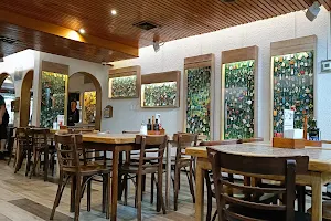 Cafe-Bar 2001 image