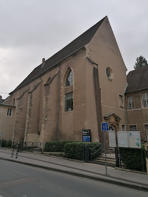 Cité Administrative Dampierre conciergerie à Dijon