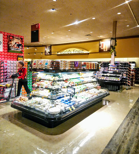 Grocery Store «Safeway», reviews and photos, 21401 Pacific Hwy S, Des Moines, WA 98198, USA