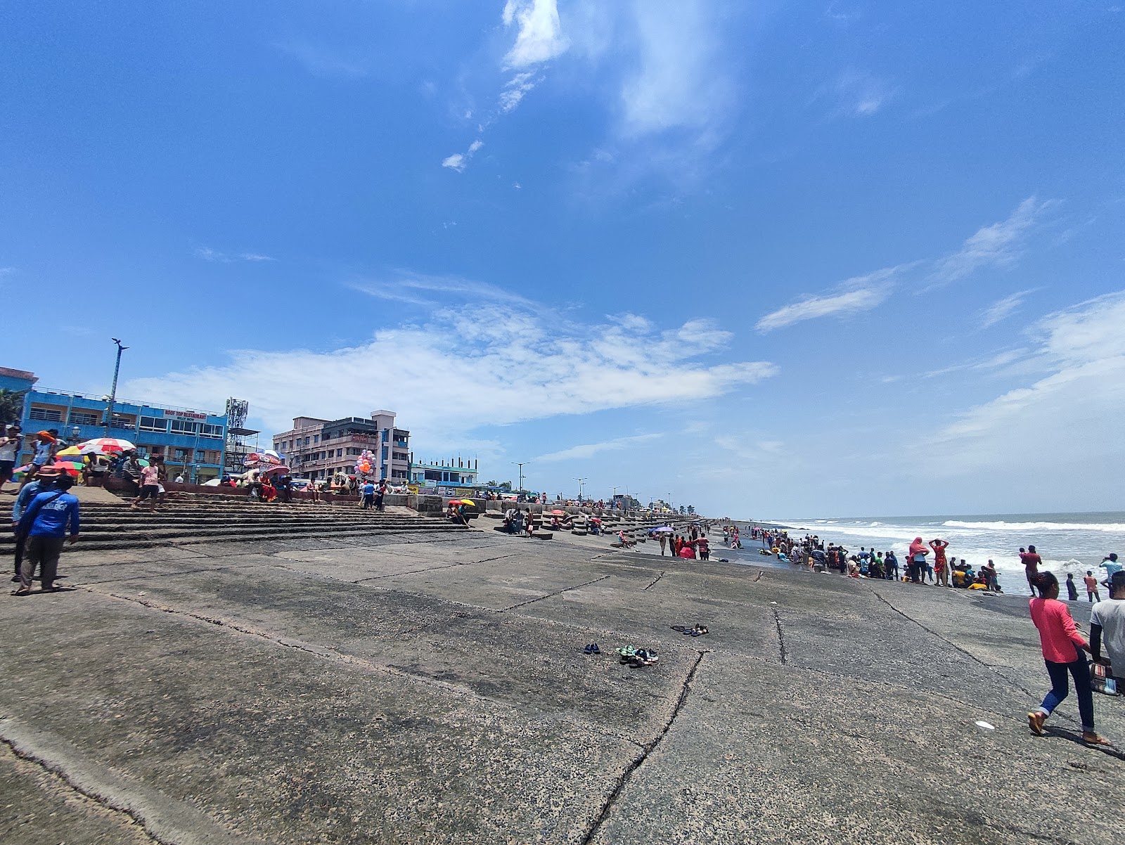 Foto de Old Digha Sea Beach com reto e longo